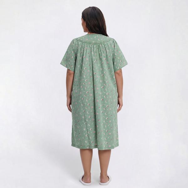 Plus Size Moon to Noon Trapunto Floral Snap Robe alternate view